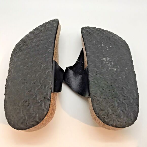 Mudd Cow Suede Cork Footbed Sandals Women's 8 Black Adjustable Buckle Thongs - Picture 10 of 11